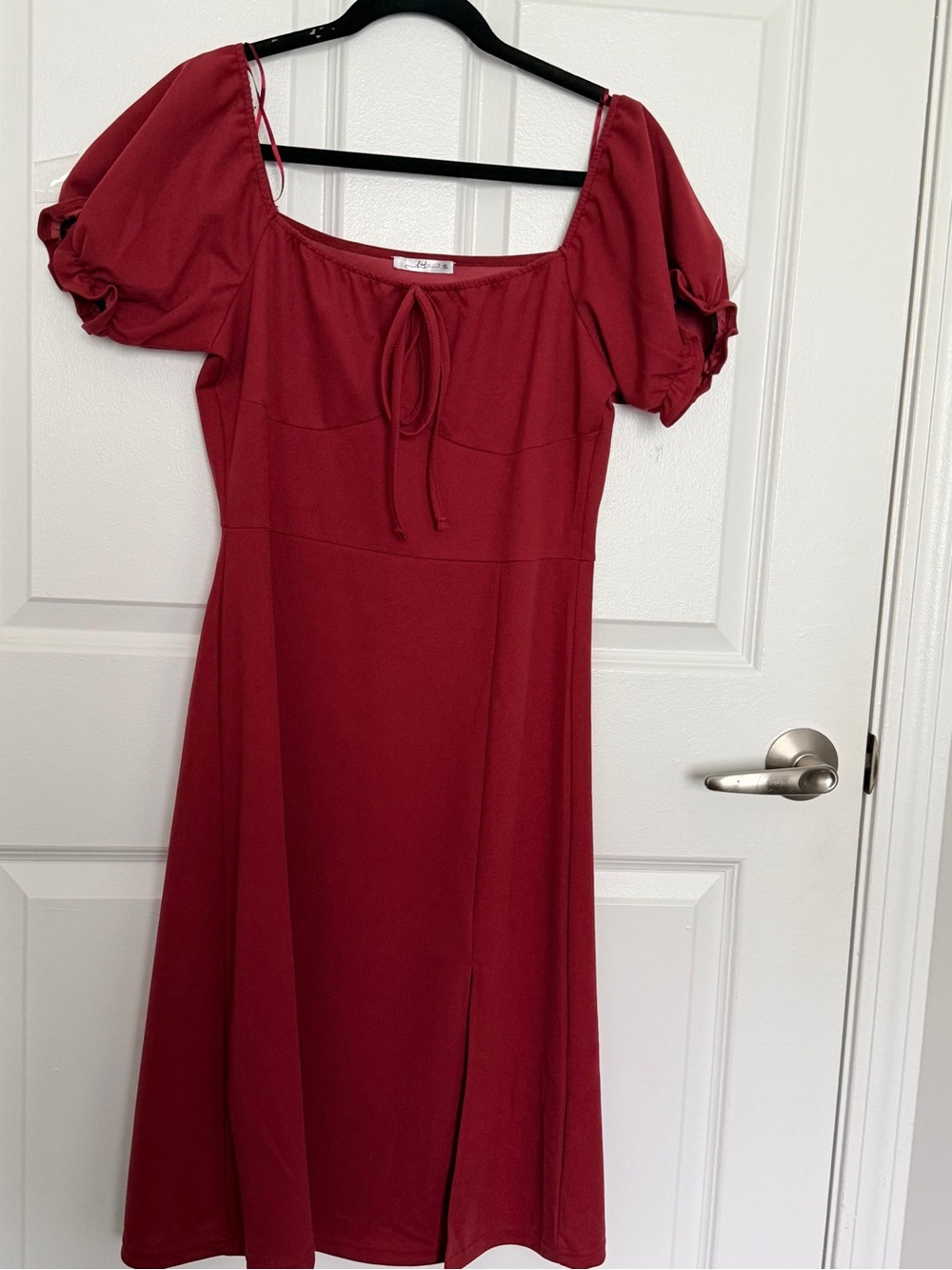 Red Puff-Sleeve Midi Dress with Front bow